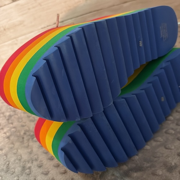 🌈Dolls Kill Happy Days Platforms 8🌈 - Picture 10 of 16